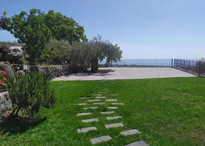 Sotto L\'Eremo